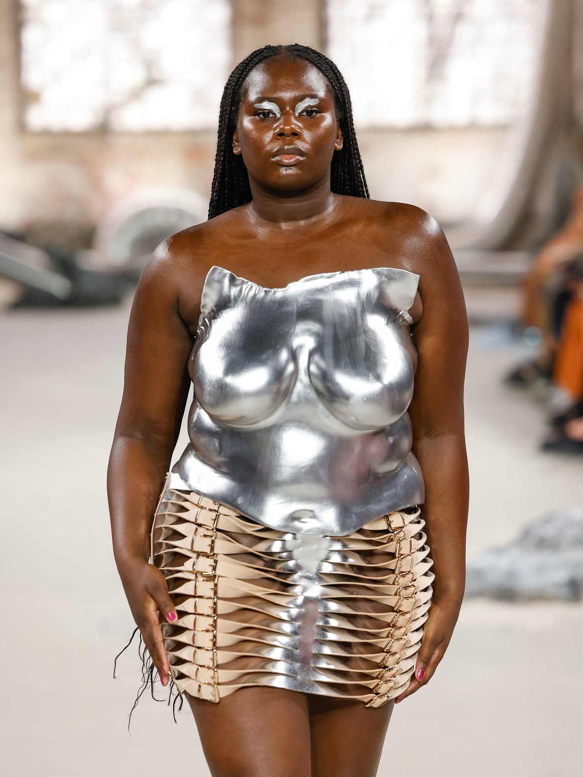 Marina Hoermanseder pr&auml;sentiert futuristische Fr&uuml;hjahr/Sommer-Kollektion 2027