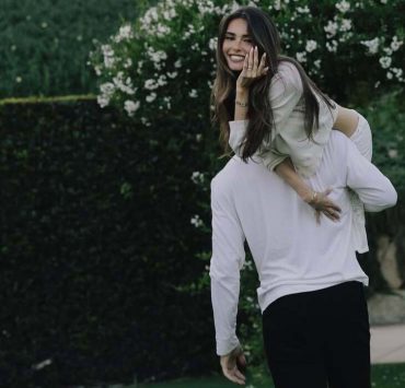 Madison Beer hat ihre Verlobung mit NFL-Star Justin Herbert bekannt gegeben