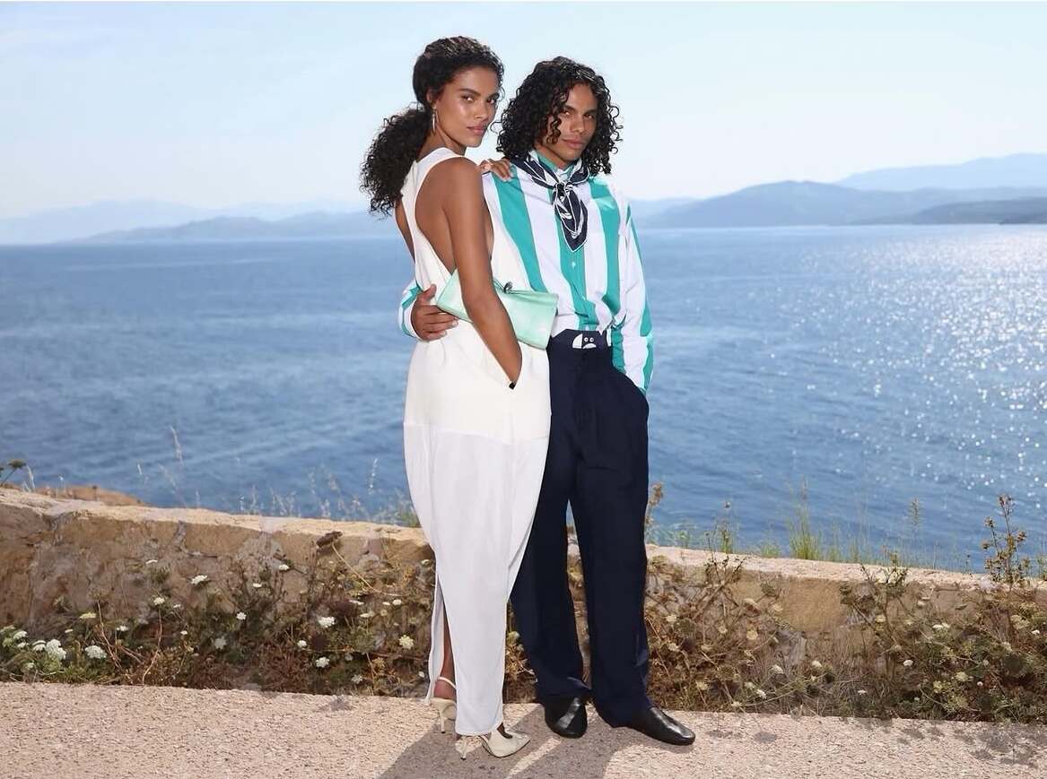Tina Kunakey zeigt, wie sie ihren Sommerurlaub auf Korsika verbringt