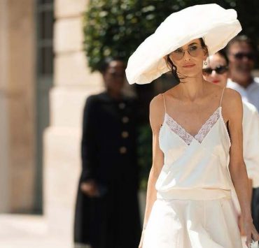 Demi Moore zeigt, wie man einen der wichtigsten Sommertrends trägt — Spitze