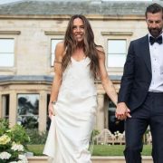 Victoria Beckham er&ouml;ffnet Pop-up, inspiriert von ihrem Duft Portofino ’97