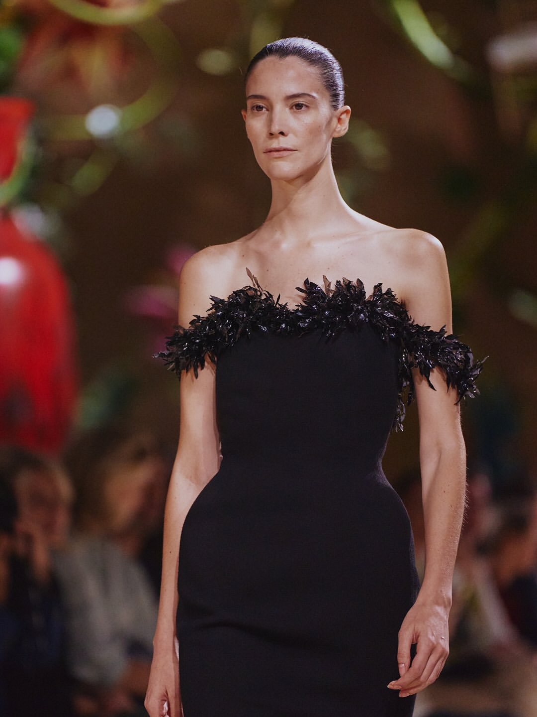 M&auml;rchenhafter Garten und die Archive von Chanel: Matthieu Blazy pr&auml;sentiert neue Haute-Couture-Kollektion