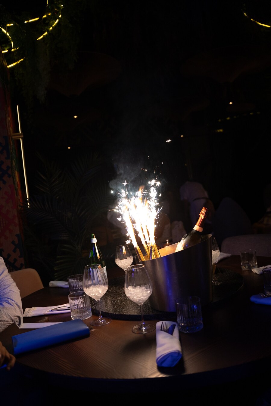 How it was: White Party lit up Chaihona Vienna