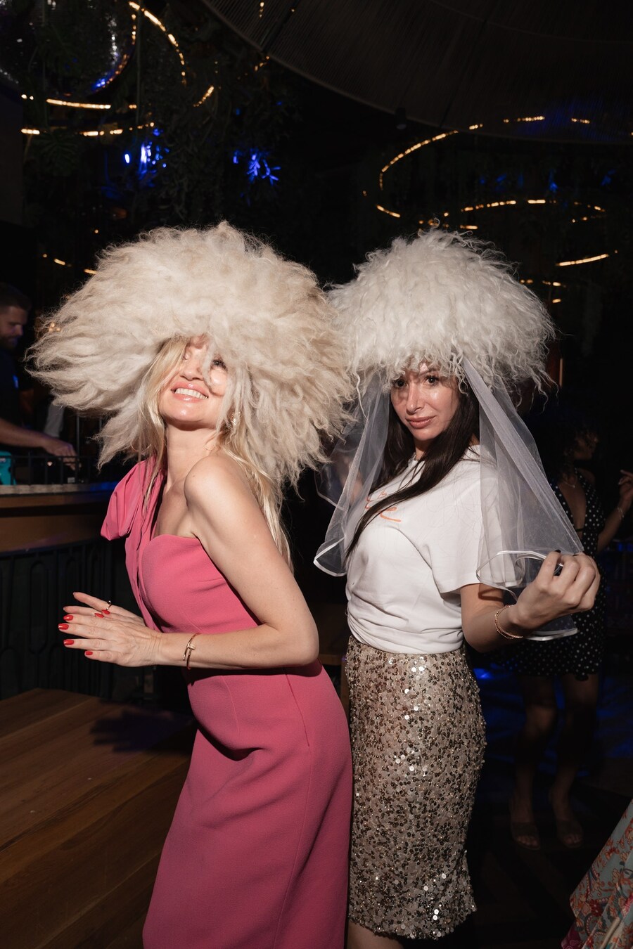 How it was: White Party lit up Chaihona Vienna