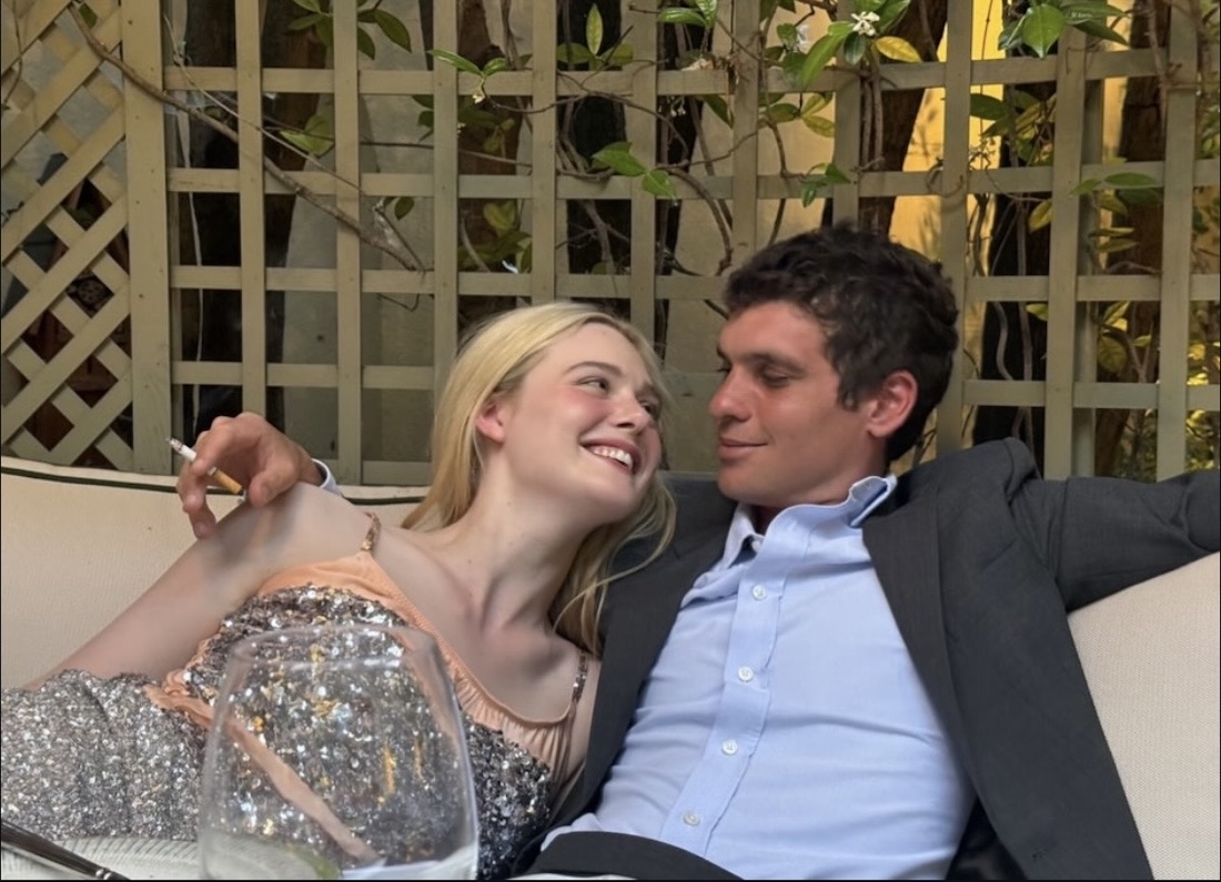 Romantischer Urlaub: Elle Fanning genie&szlig;t ihre Auszeit mit ihrem Freund