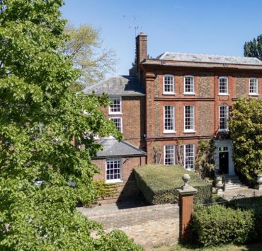 Princess Diana’s former weekend retreat listed for $33.4 million