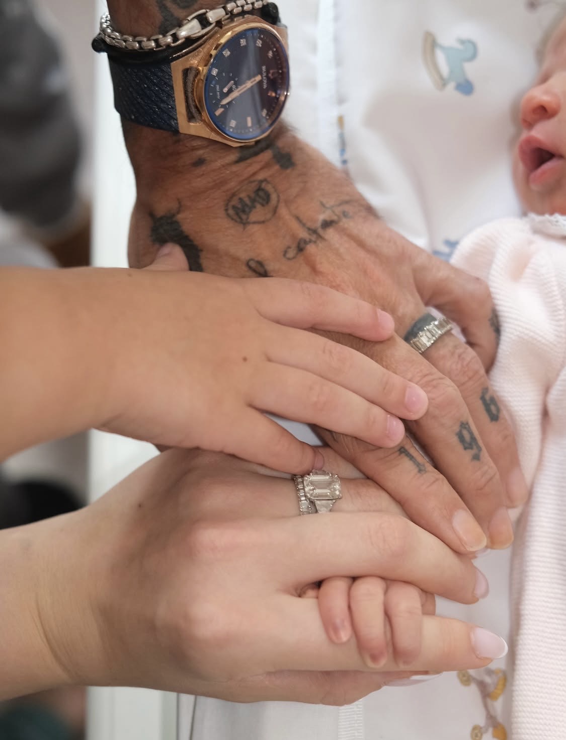 Marc Anthony becomes a father for the eighth time at 57