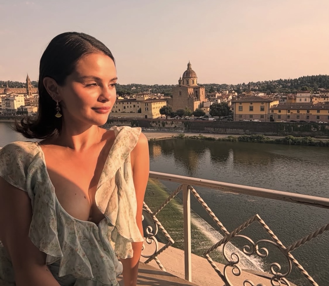 Selena Gomez zeigt, wie sie ihren 34. Geburtstag gefeiert hat