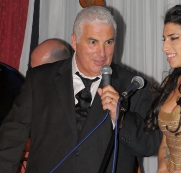 Amy Winehouses Vater muss fast eine Million Pfund zahlen