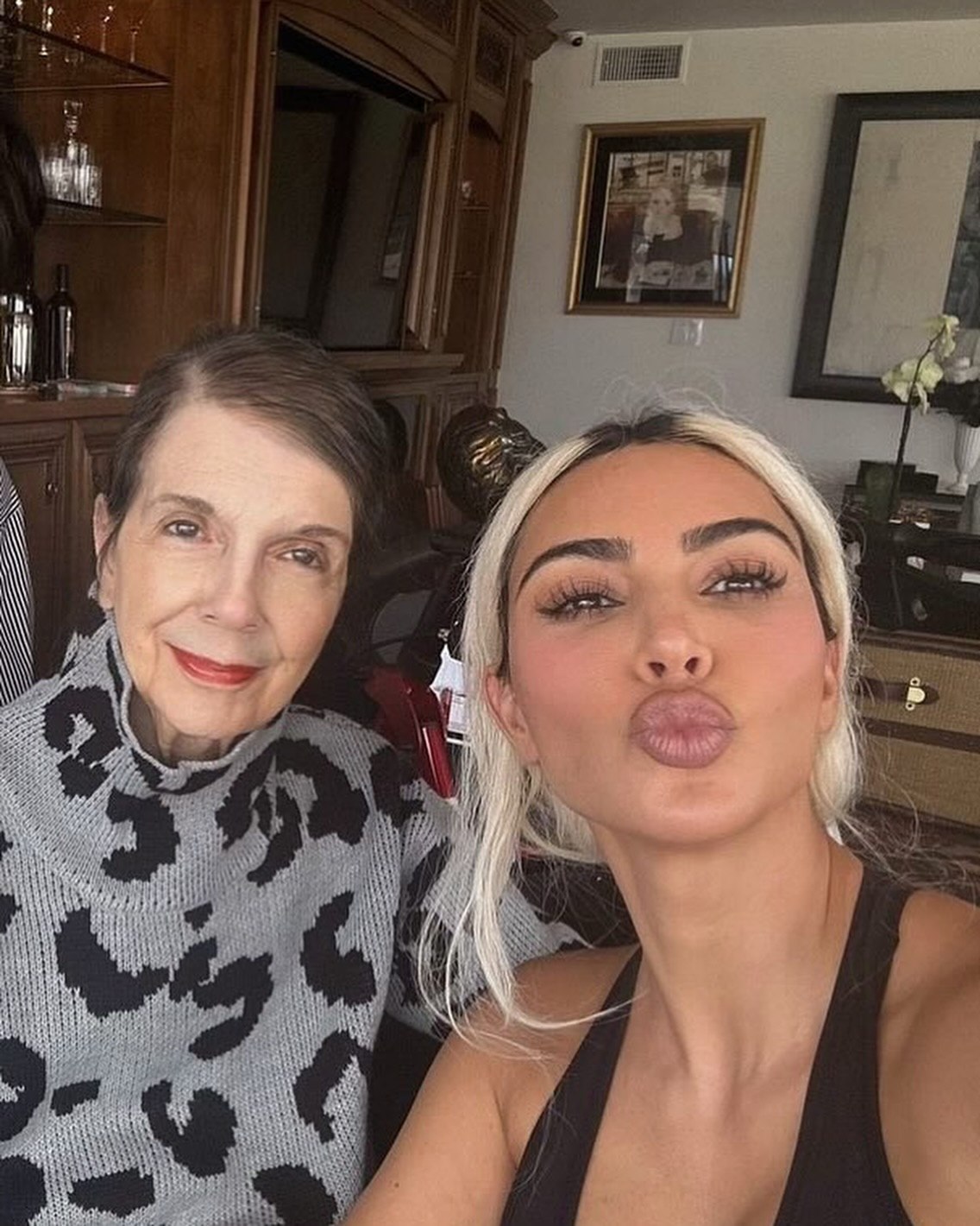 &laquo;Sie hat mich gelehrt, stark zu sein&raquo;: Kim Kardashian nimmt Abschied von ihrer Gro&szlig;mutter