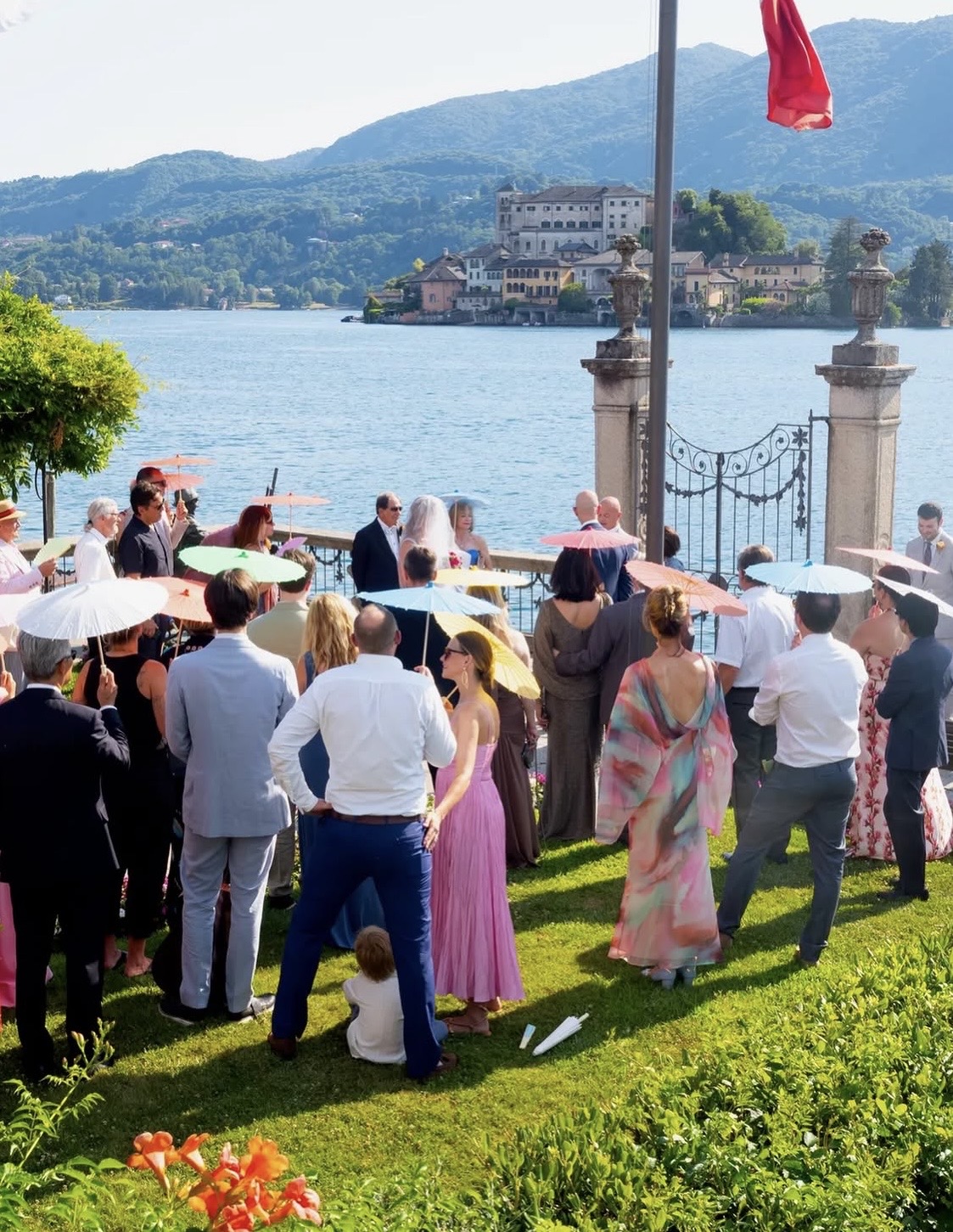 Paulina Porizkova zeigt die ersten Fotos ihrer italienischen Hochzeit