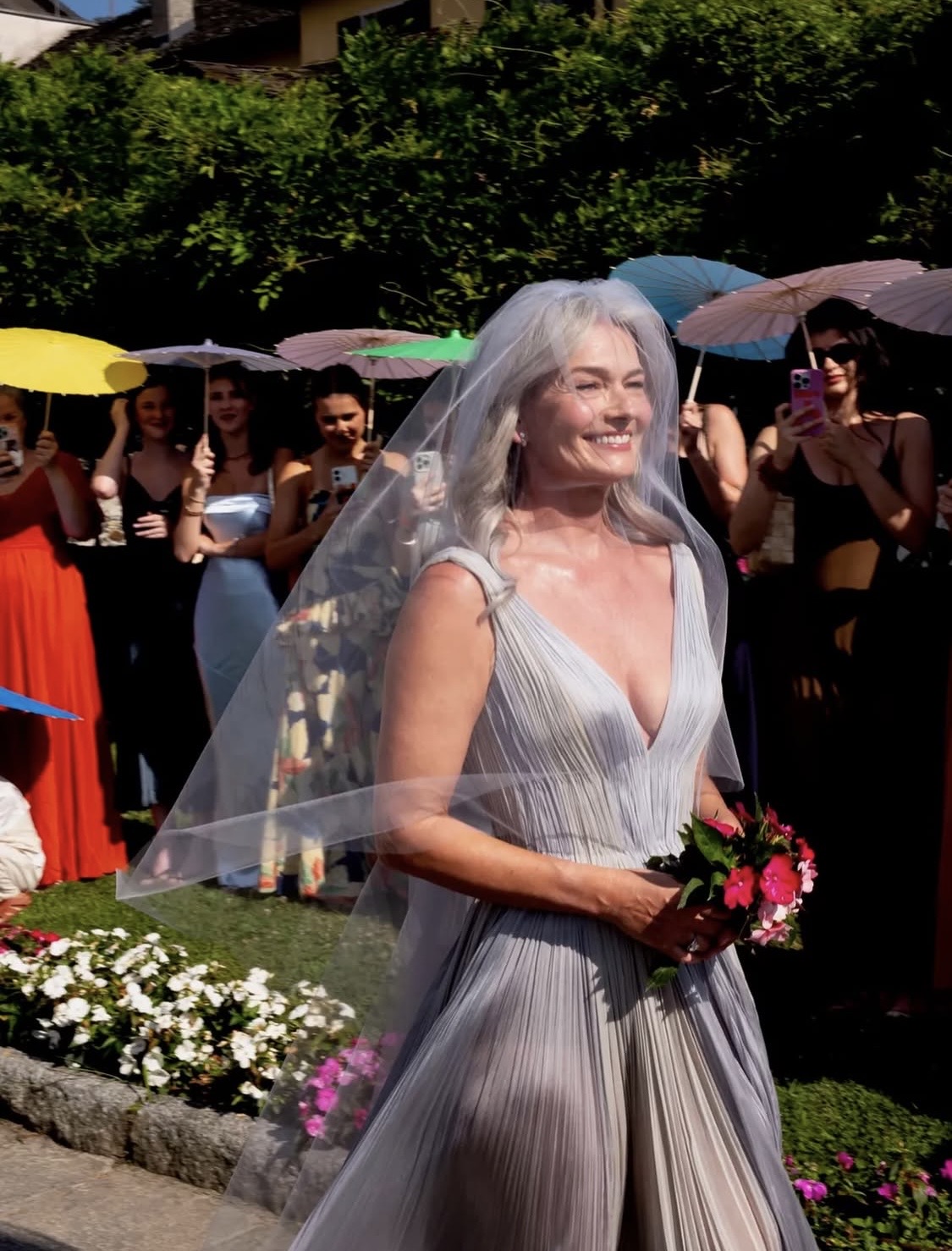 Paulina Porizkova zeigt die ersten Fotos ihrer italienischen Hochzeit