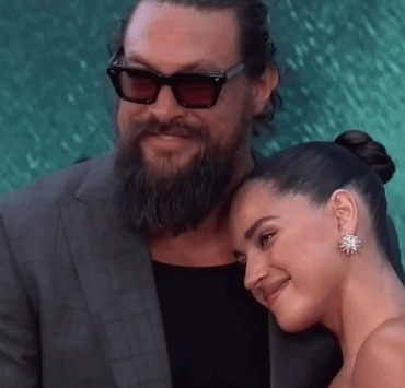 Stilvoller Auftritt: Jason Momoa und Adria Arjona auf dem roten Teppich in Los Angeles