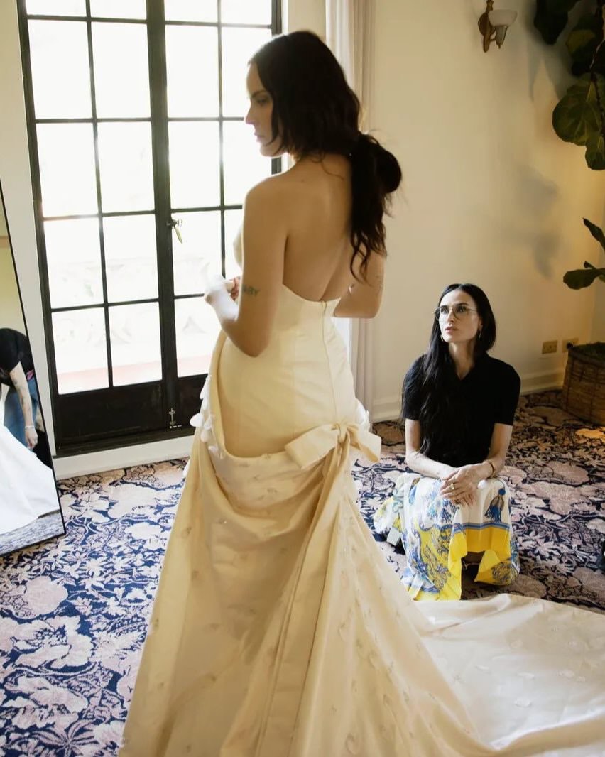 Tochter von Demi Moore und Bruce Willis hat geheiratet: Ein Blick auf ihr Brautkleid