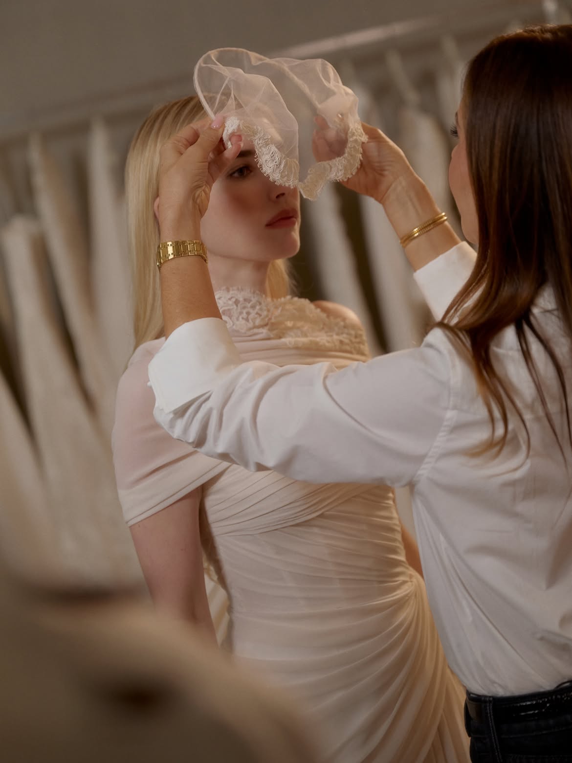 Emma Roberts zeigt neue Fotos von ihrer Hochzeit