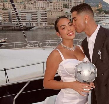 Cristiano Ronaldo und Georgina Rodríguez haben geheiratet: das erste Foto von der Hochzeit