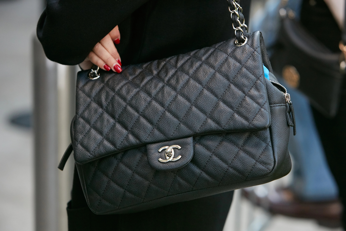 Chanel-Mitarbeiter zu bis zu sieben Jahren Haft verurteilt: der Grund