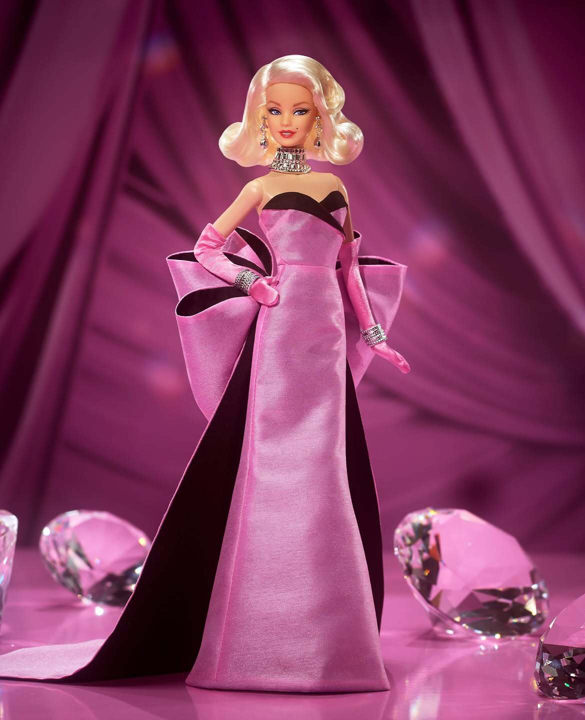 Mattel bringt eine neue Barbie im Marilyn-Monroe-Look heraus