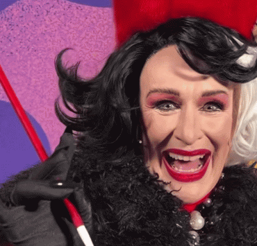 Glenn Close schlüpft nach 30 Jahren erneut in ihren ikonischen Cruella-Look