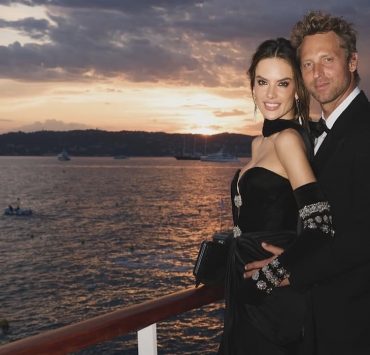 Alessandra Ambrosio is engaged: romantic proposal in Indonesia