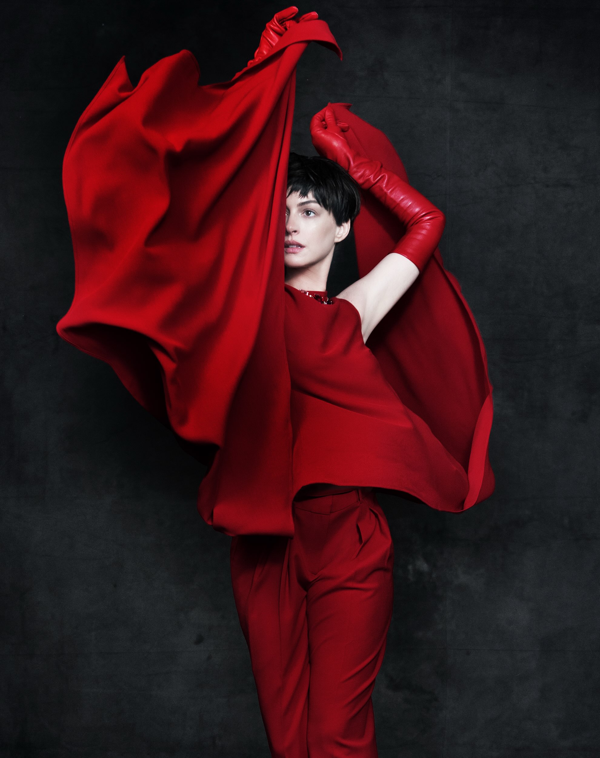 Almost unrecognizable: Anne Hathaway brings the short haircut back into fashion