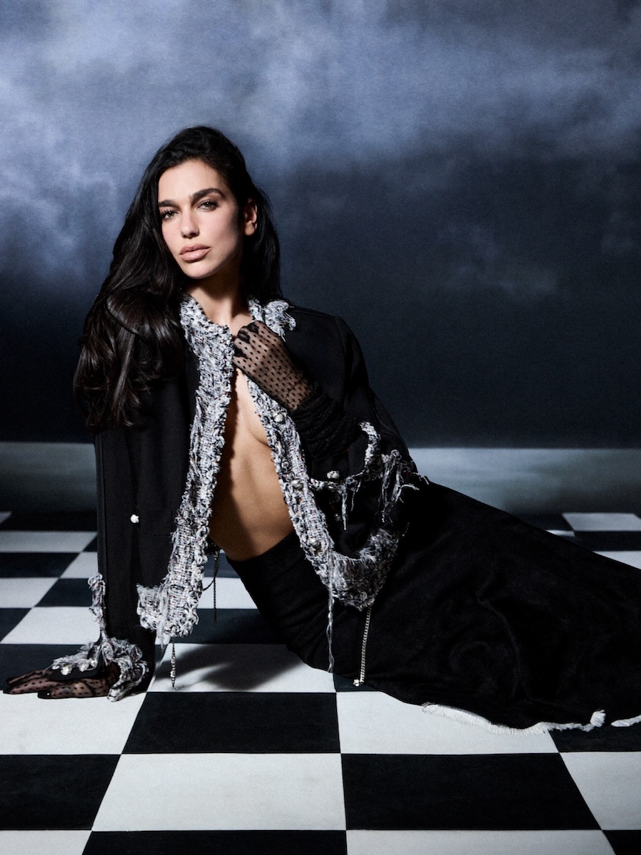 Dua Lipa gibt ihr erstes Interview nach der Hochzeit mit Callum Turner