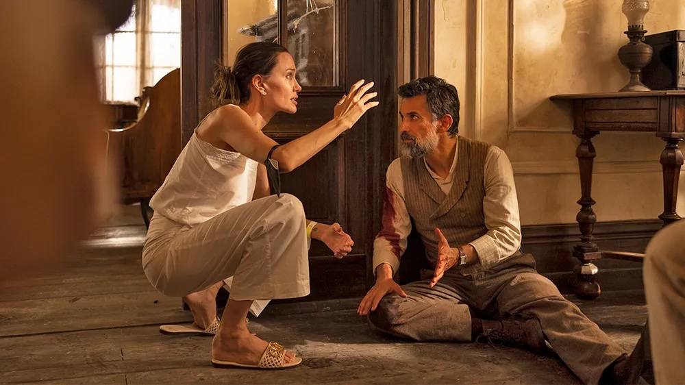 «Without Blood»: Wir werfen einen Blick auf den Trailer zu Angelina Jolies neuem Film