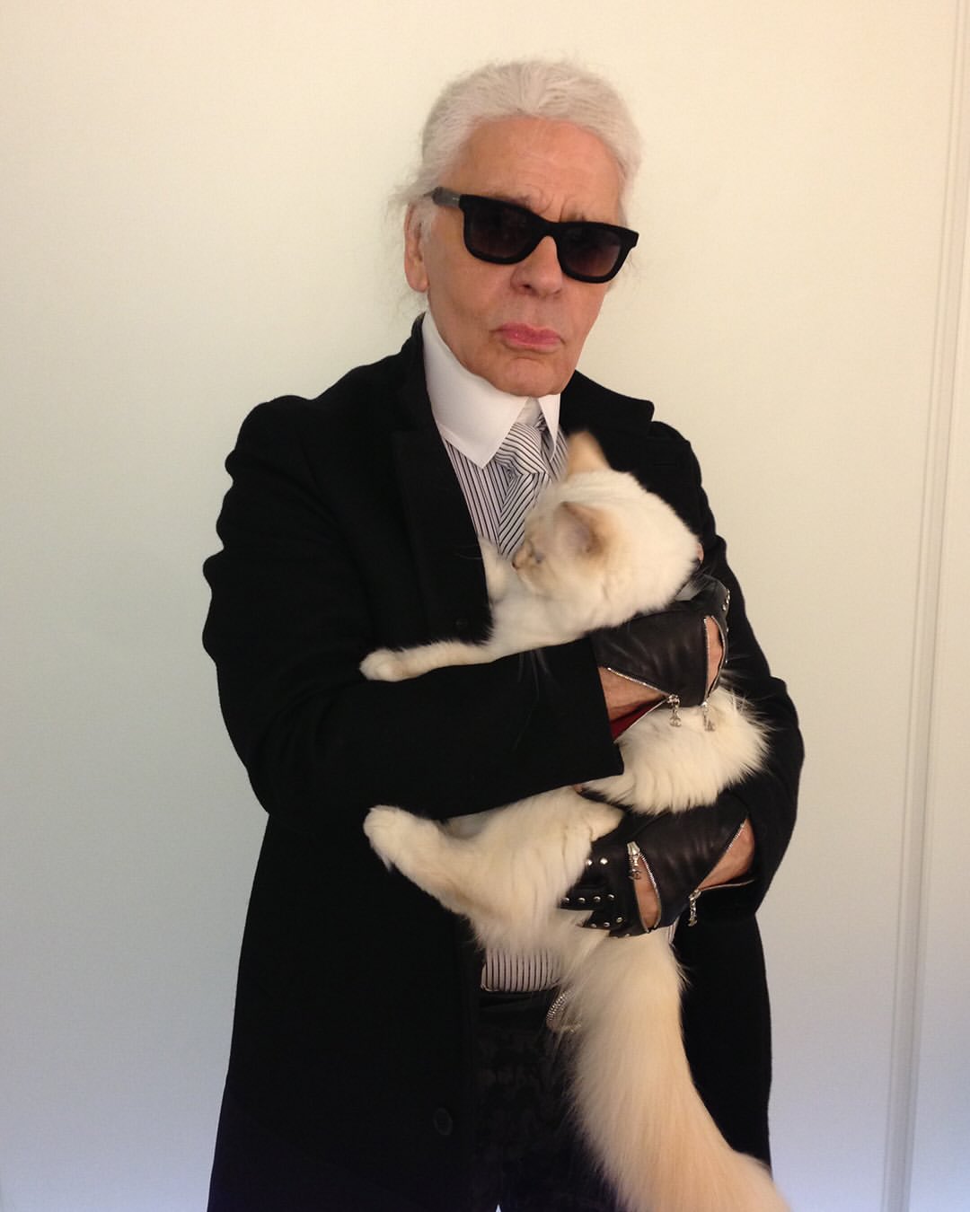 Wie Karl Lagerfeld den Kult um sein eigenes Image schuf
