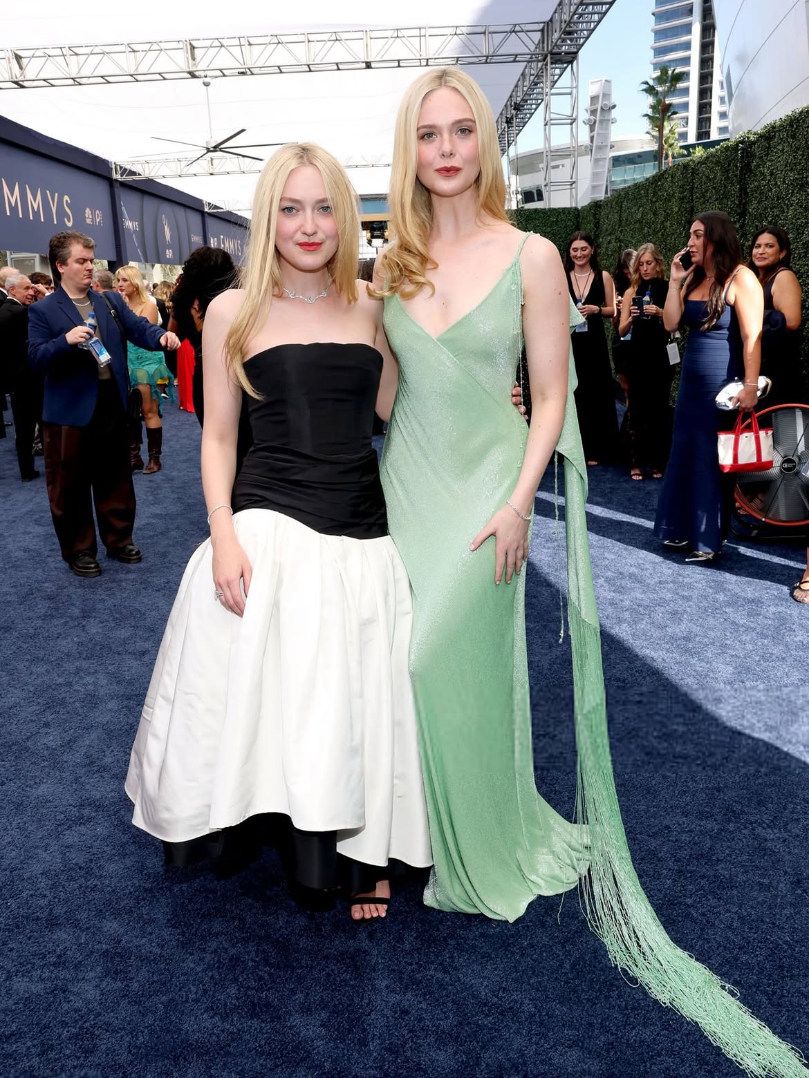 «Emmy Awards» — 2026: Gewinner und die interessantesten Looks der Stars