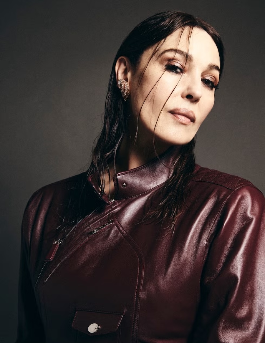 Monica Bellucci über das Älterwerden, Schönheit und ihre Töchter — für Harper’s Bazaar