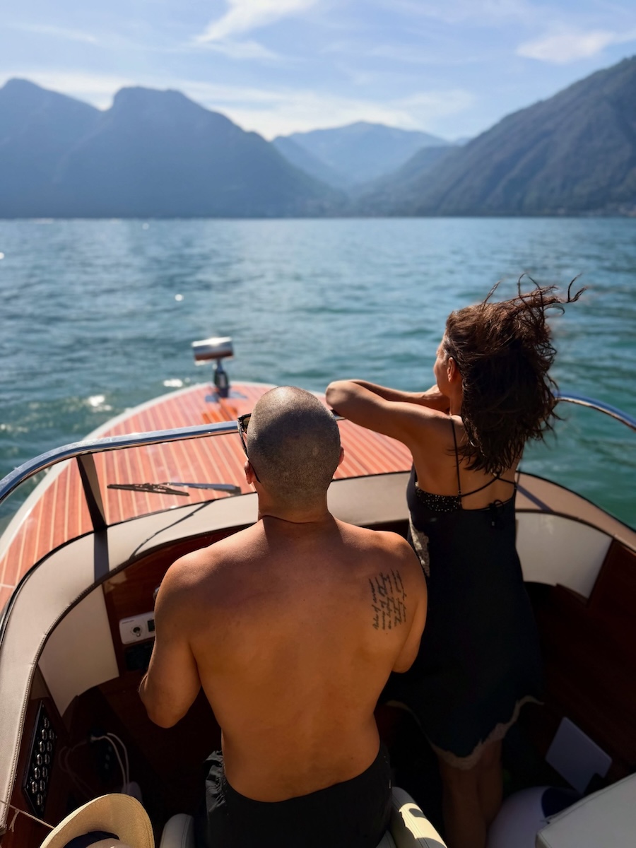 Gl&uuml;cklich und verliebt: Katie Holmes zeigt ihren romantischen Urlaub mit ihrem Freund