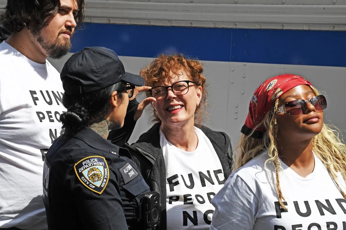 Susan Sarandon, 79, bei Protest in New York festgenommen