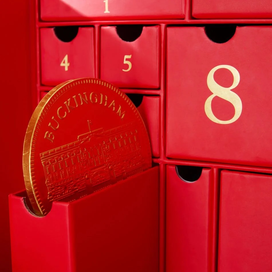 Der Buckingham Palace im Weihnachtslook: Die Royal Collection pr&auml;sentiert einen Adventskalender