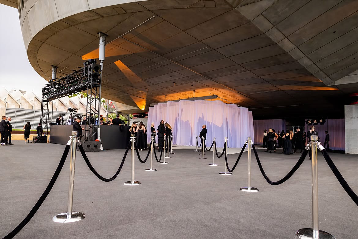 Demi Moore, Taylor Swift und weitere Stars bei der Gala des Academy Museum of Motion Pictures
