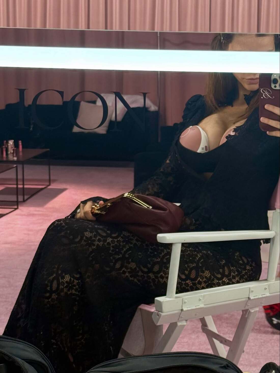 Barbara Palvin zeigt ihre Tochter und spricht über die ersten Wochen nach der Geburt