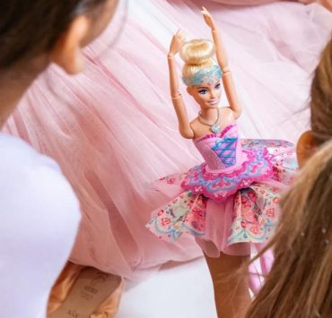 Barbie bringt zum 25. Jubiläum von «Barbie in der Nussknacker» eine Ballerina-Puppe heraus