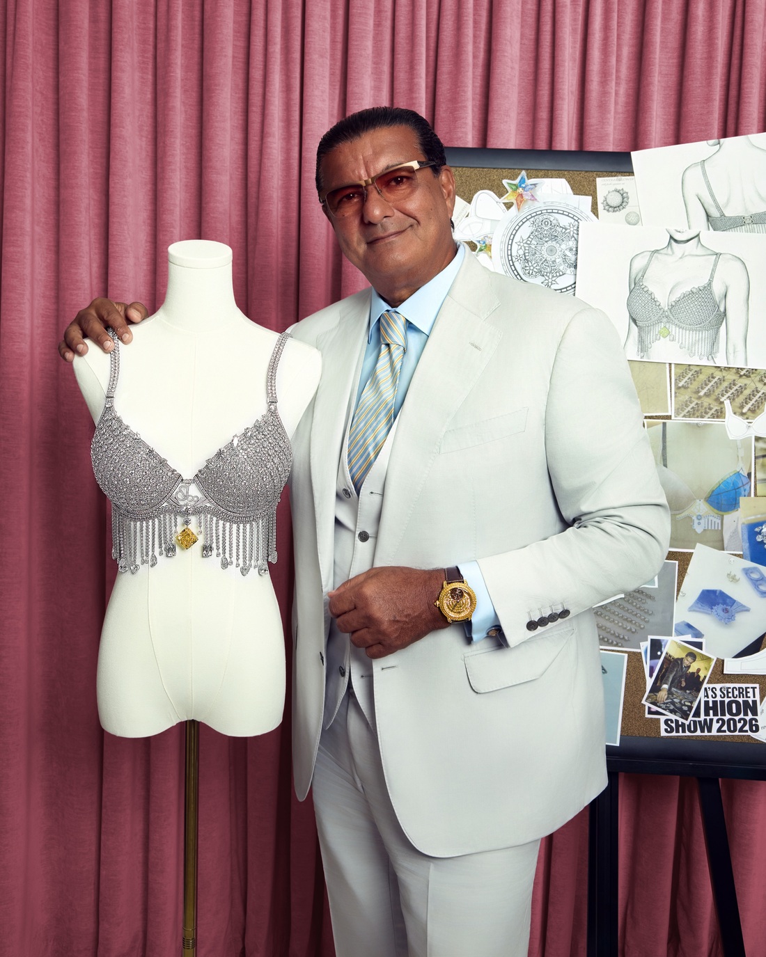 Der 50-Millionen-Dollar-Fantasy-Bra von Kylie Jenner kommt zum Verkauf