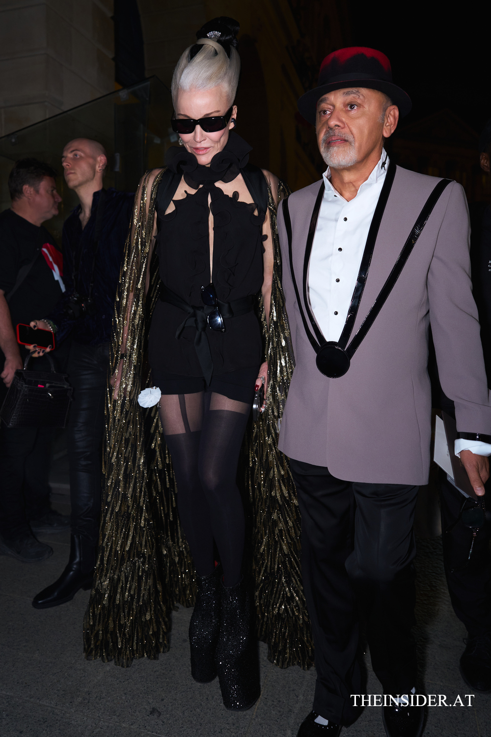Street Style PFW SS’27: Auffällige Looks der Gäste vor der Tom-Ford-Show