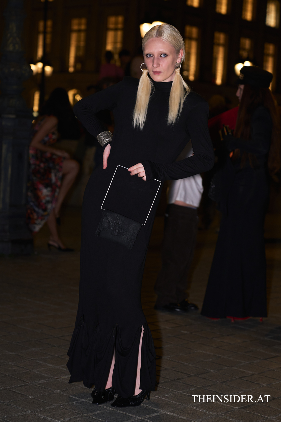 Street Style PFW SS&rsquo;27: Auff&auml;llige Looks der G&auml;ste vor der Tom-Ford-Show