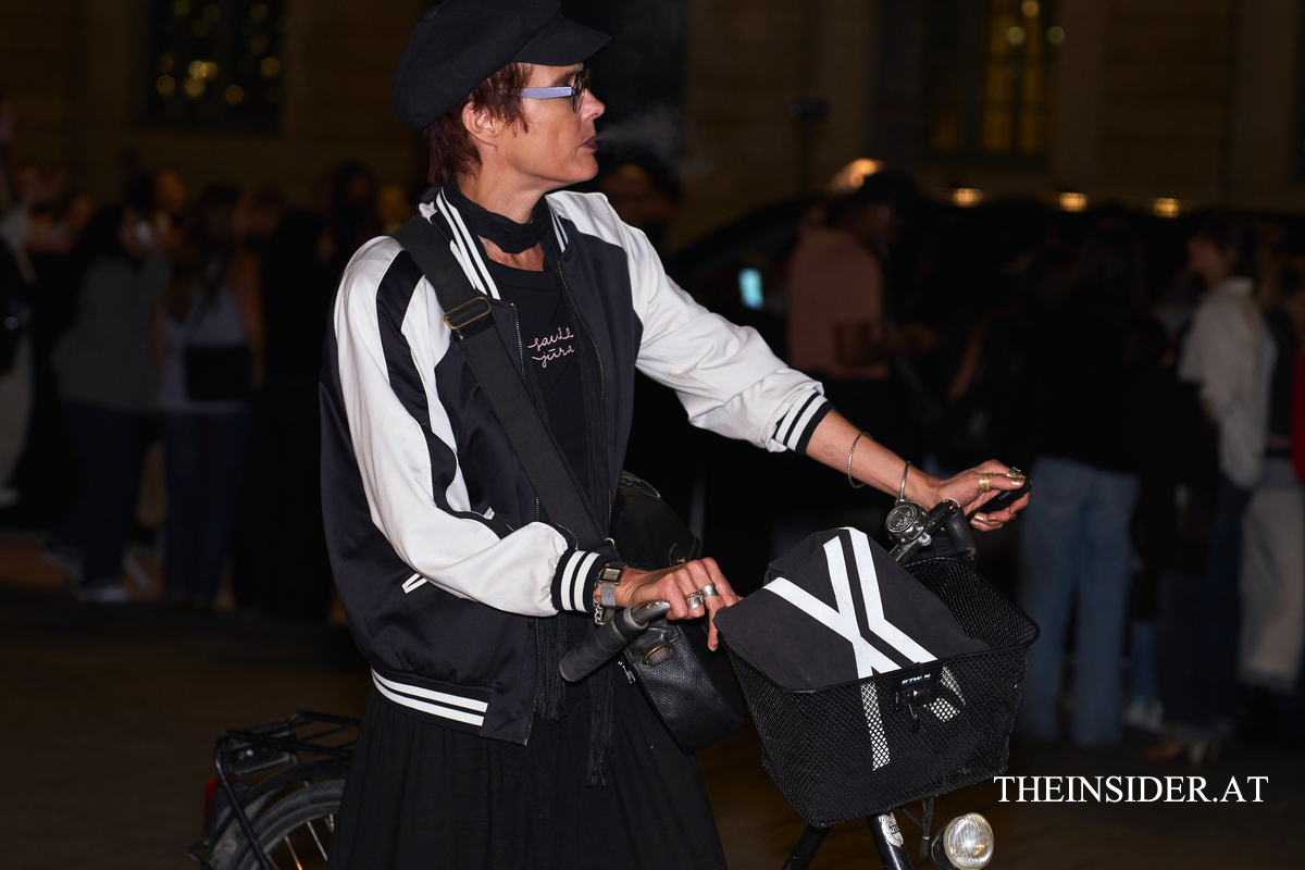 Street Style PFW SS&rsquo;27: Auff&auml;llige Looks der G&auml;ste vor der Tom-Ford-Show
