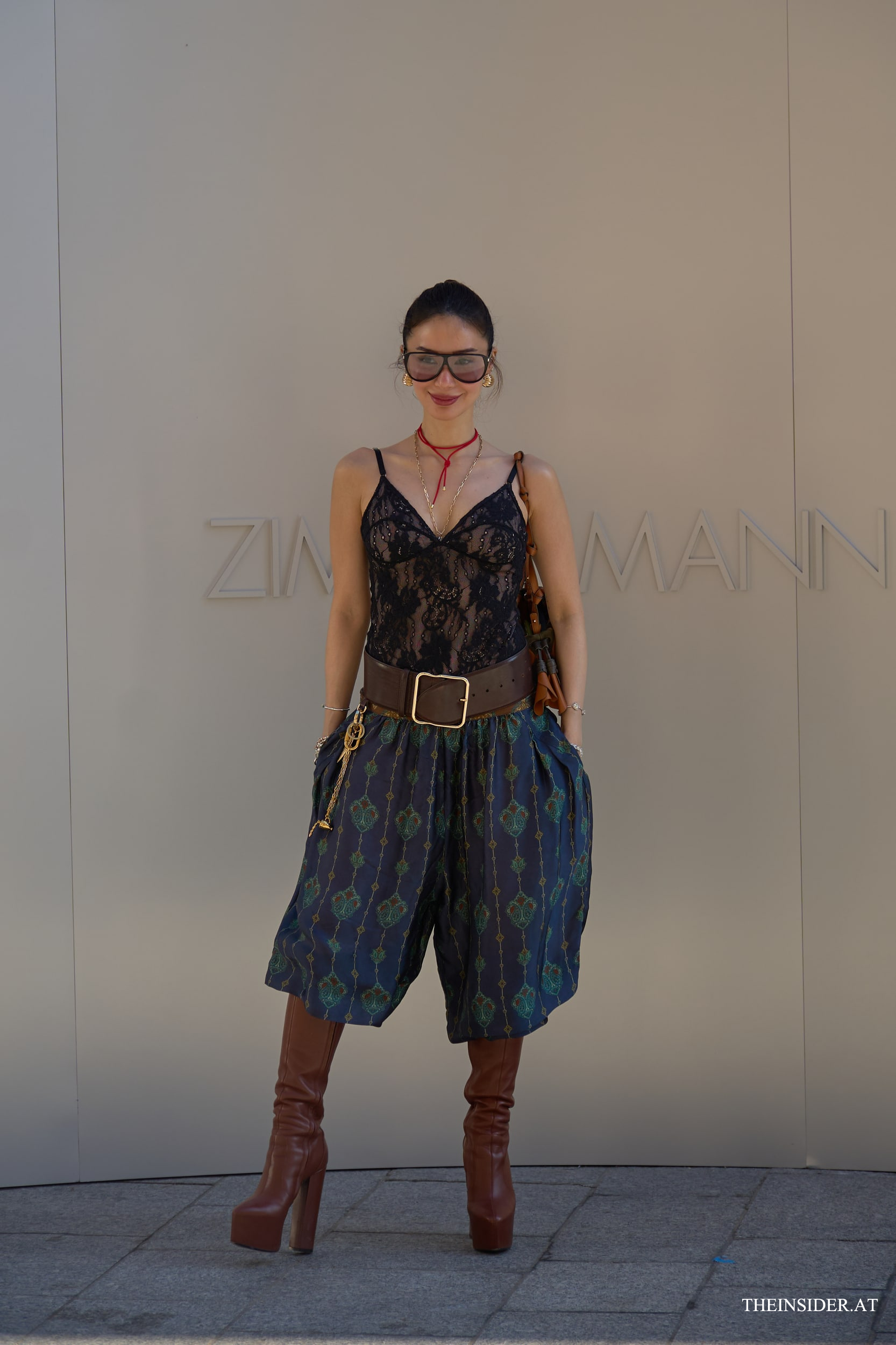 Street Style PFW SS&rsquo;27: Zur&uuml;ckhaltende Eleganz bei den G&auml;sten der Zimmermann Show