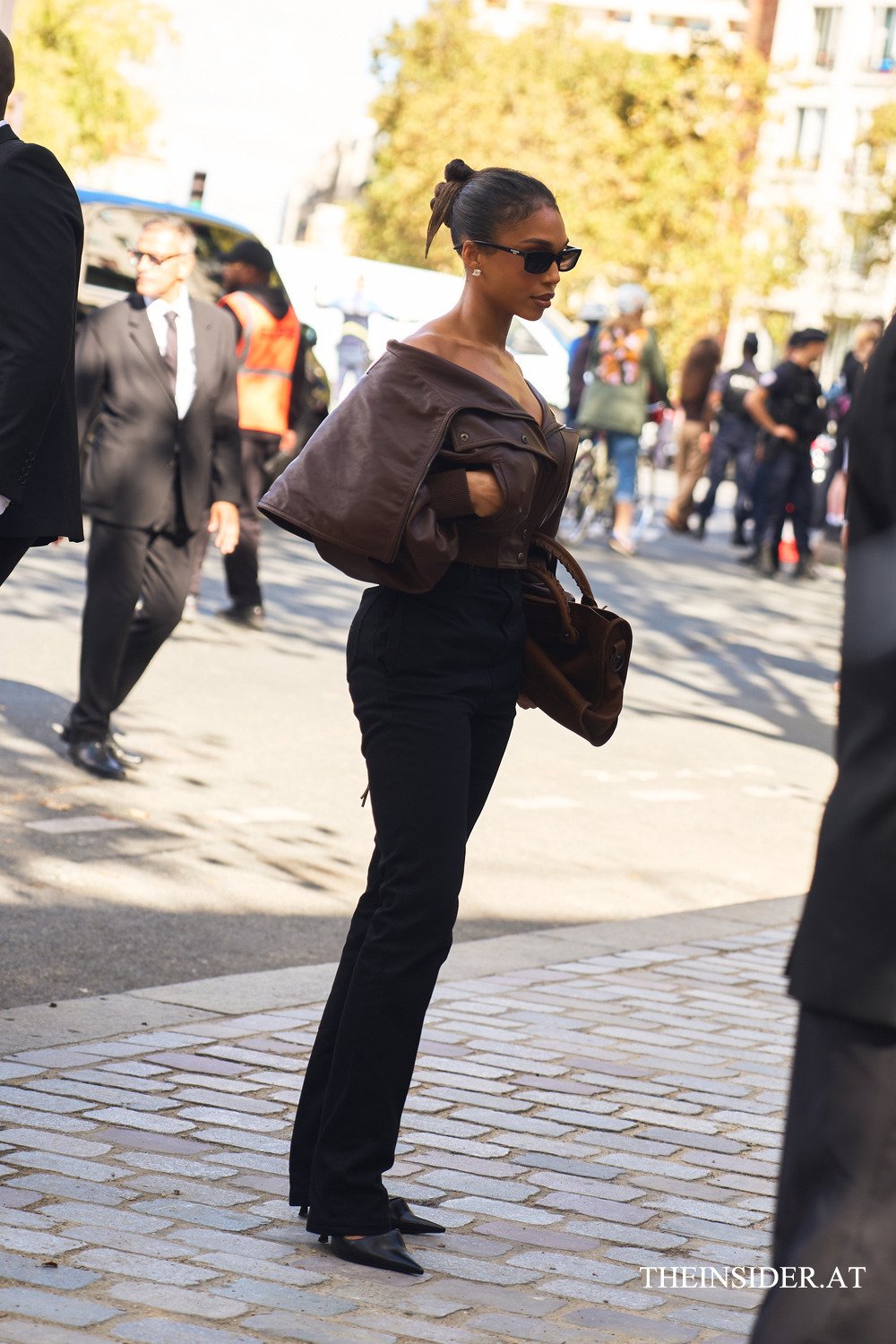 Street Style PFW SS&rsquo;27: Die auff&auml;lligsten Looks der G&auml;ste bei Schiaparelli und Balenciaga