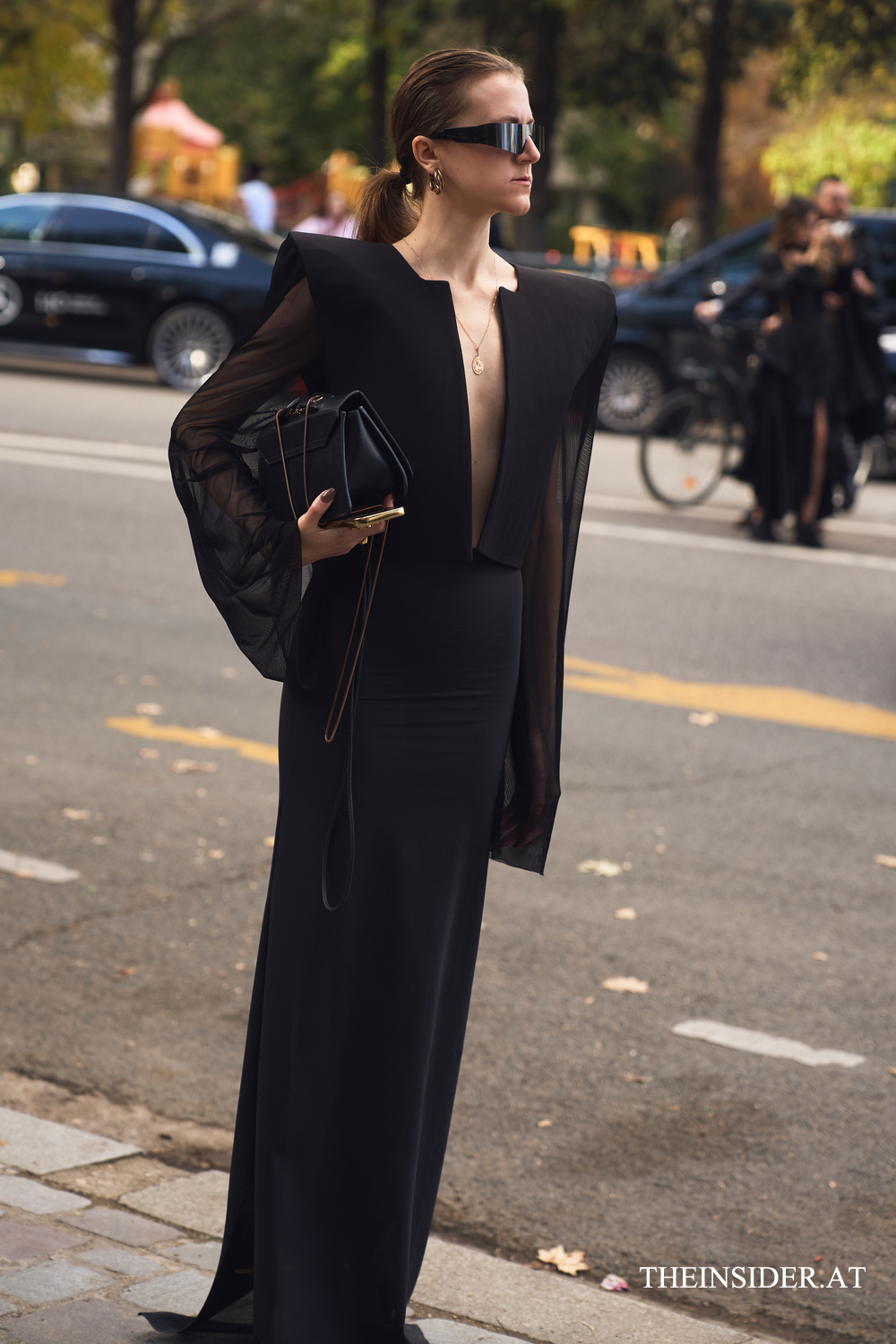 Street Style PFW SS&rsquo;27: Die auff&auml;lligsten Looks der G&auml;ste bei Schiaparelli und Balenciaga
