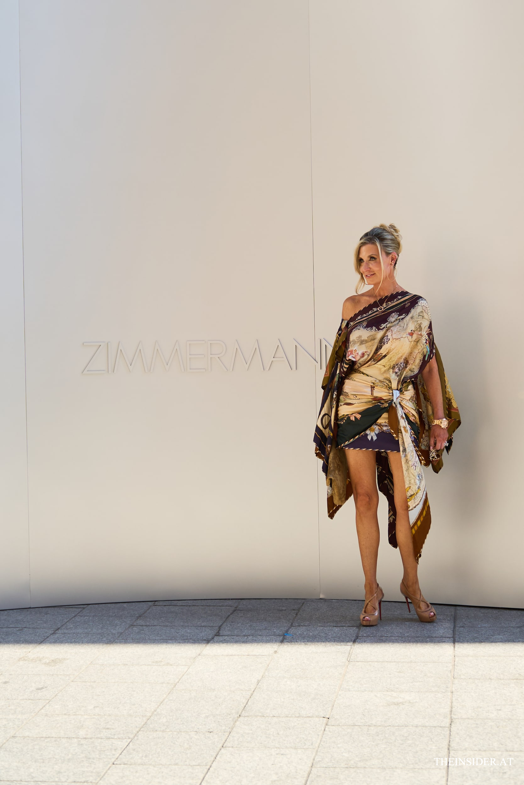 Street Style PFW SS’27: Zurückhaltende Eleganz bei den Gästen der Zimmermann Show
