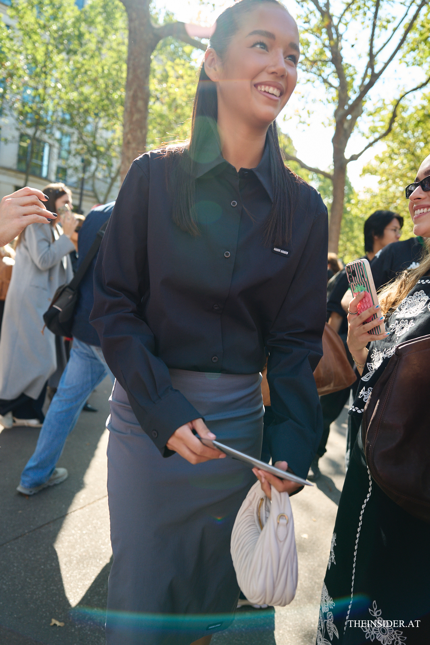 Street Style PFW SS’27: Die auffälligsten Looks der Gäste der Miu Miu Show