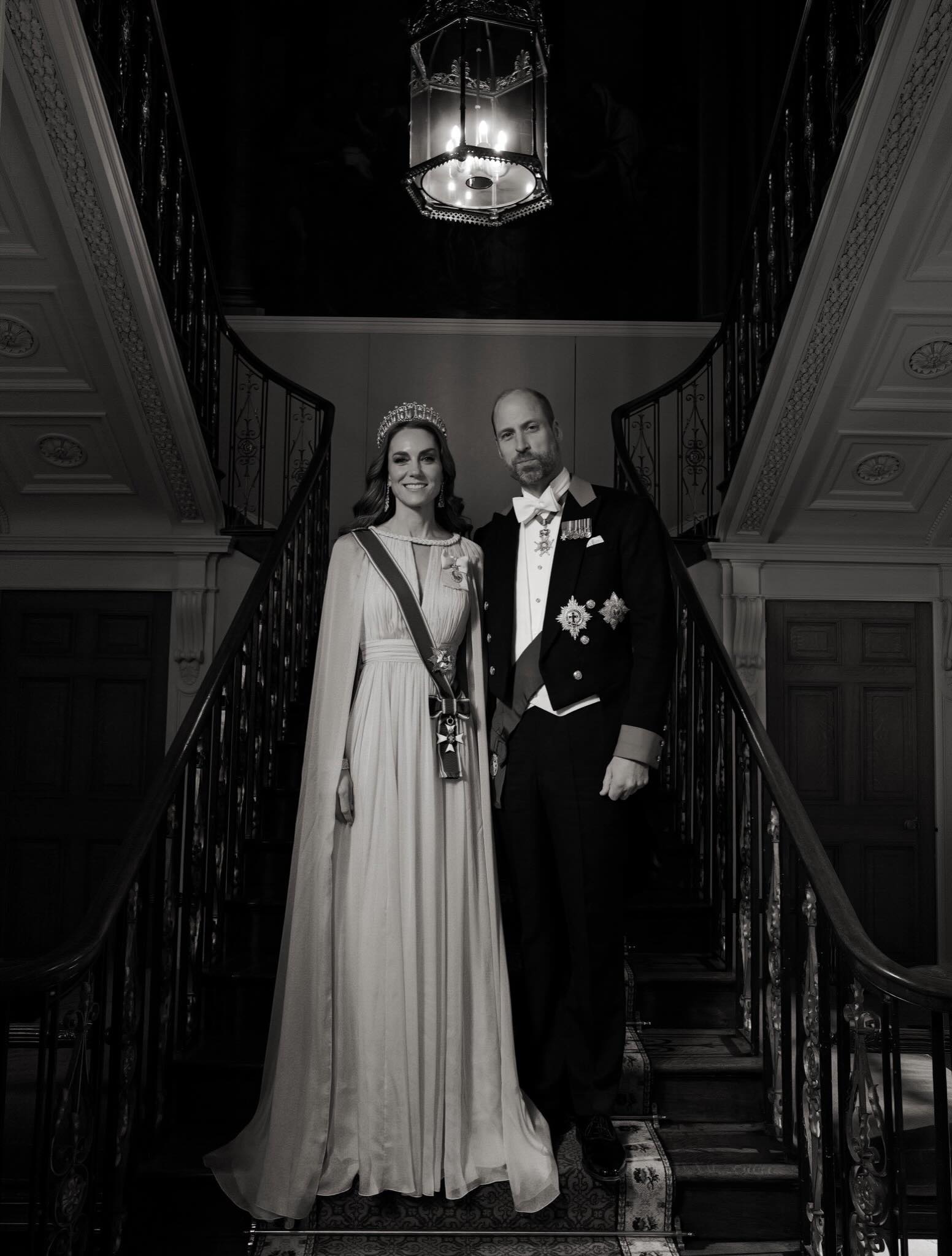 In Elie Saab und mit ihrer ikonischen Tiara: Kate Middleton beim Staatsbankett in Windsor