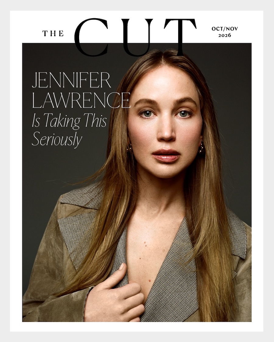 Jennifer Lawrence gründet Haarpflegemarke und spricht offen über ihre Brust-OP