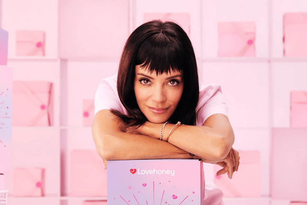 &laquo;Ich habe nie &uuml;ber meine eigenen Bed&uuml;rfnisse nachgedacht&raquo;: Lily Allen bringt eigene Sexspielzeug-Kollektion auf den Markt