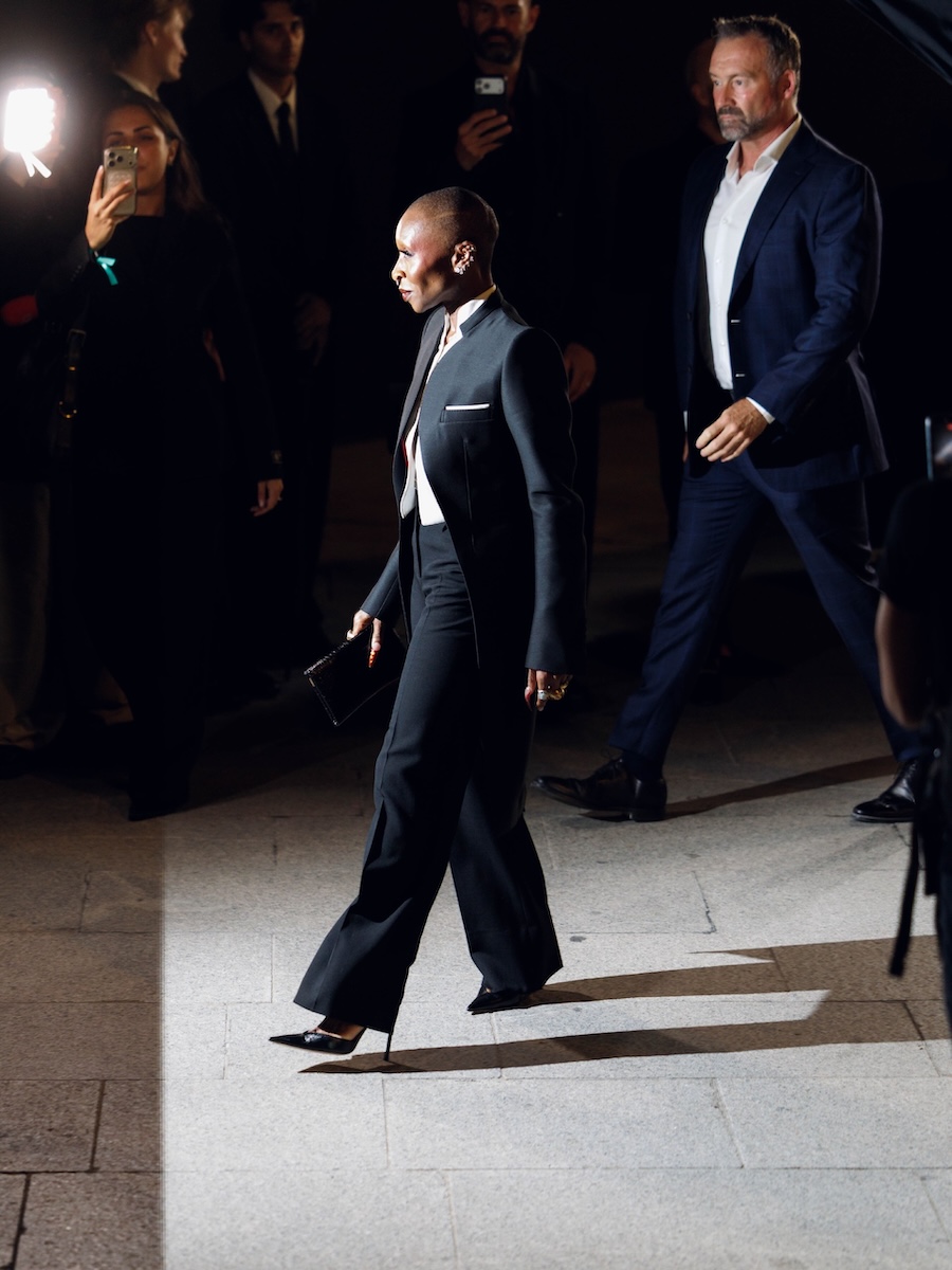 Zwischen Verführung und Gefahr: Tom Ford präsentiert neue Kollektion in Paris