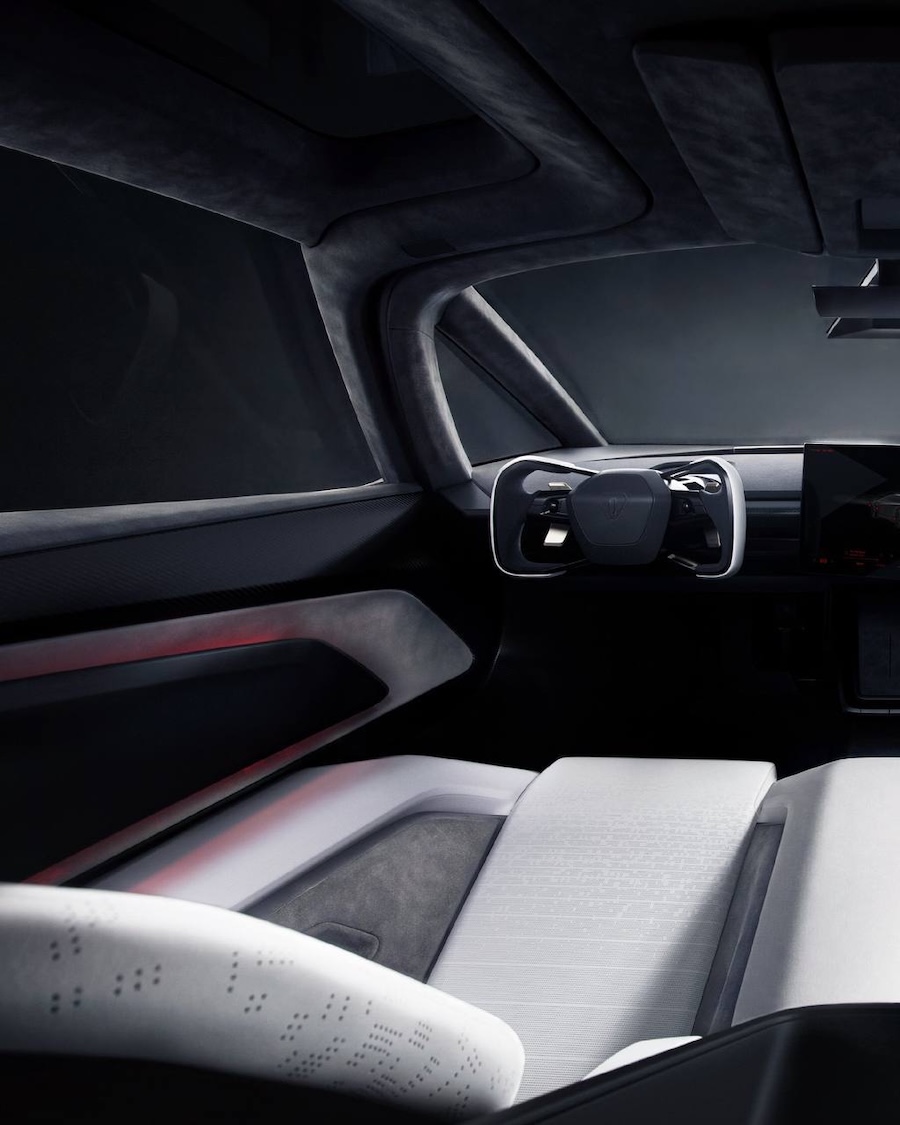 Fliegt und f&auml;hrt kopf&uuml;ber: Elon Musk pr&auml;sentiert den neuen Tesla